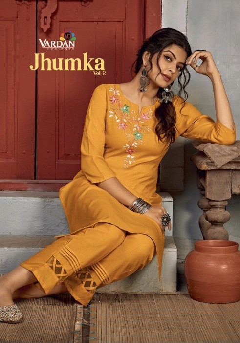 Jhuming with my jhumkas for 📍Tudum Sufi nights every Wednesday 🌸 . . . .  . . . . #jhumka #kurti #desifashion #asthetics #astheticstyle… | Instagram