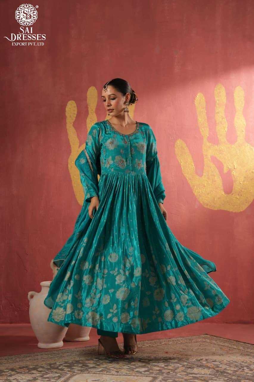 SAI DRESSE PRESENT PURE CREPE SILK HEAVEY HANDWORK FOR FESTIVAL WEAR 0.4 IN DIFFREN SIZE IN WHOLESALE RATE, SURAT