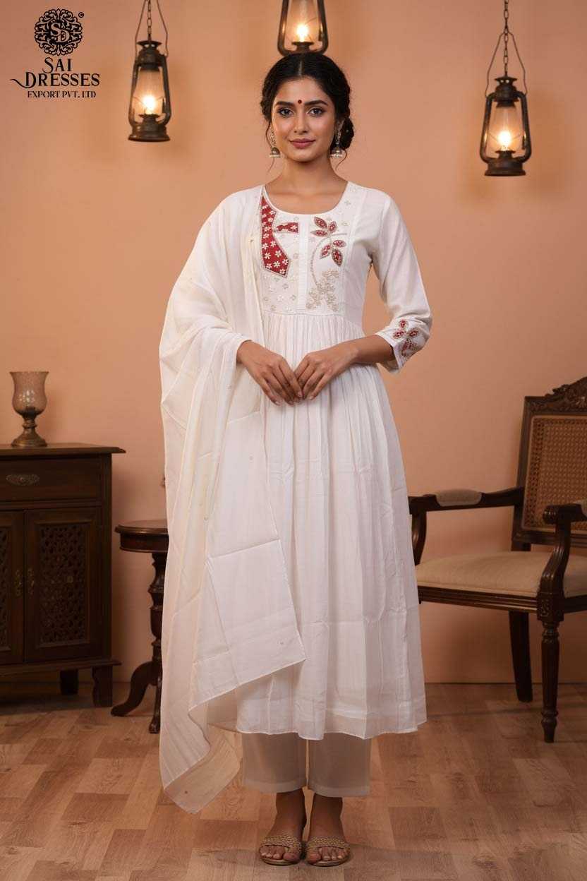 SAI DRESSES PRESENTS A PURE WHITE BEAUTY THAT SYMBOLIZES SERENITY AND ELEGANCE.