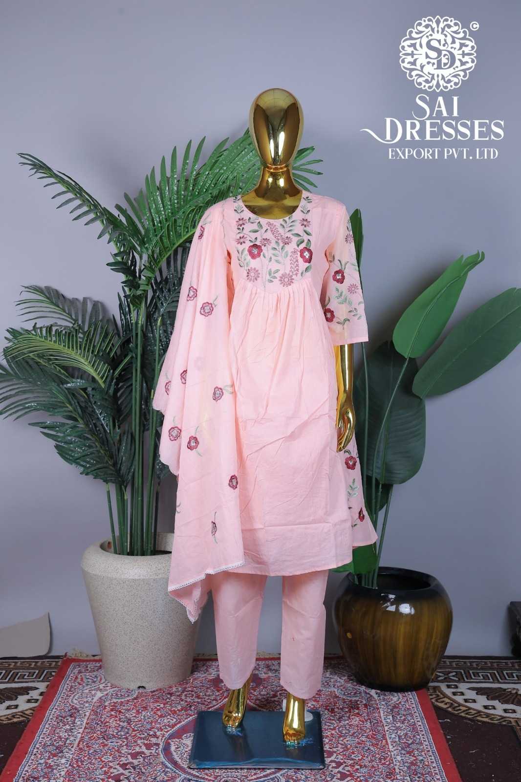 BABY PINK FLORAL EMBROIDERED DESIGNER SUIT WITH MATCHING DUPATTA