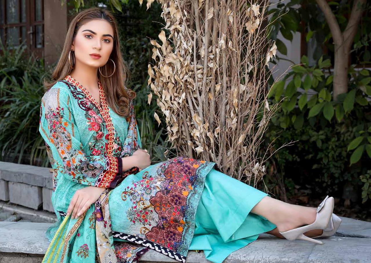 Mahnoor Vol 2 By Yashika Lawn Cotton Casual Wear Suits