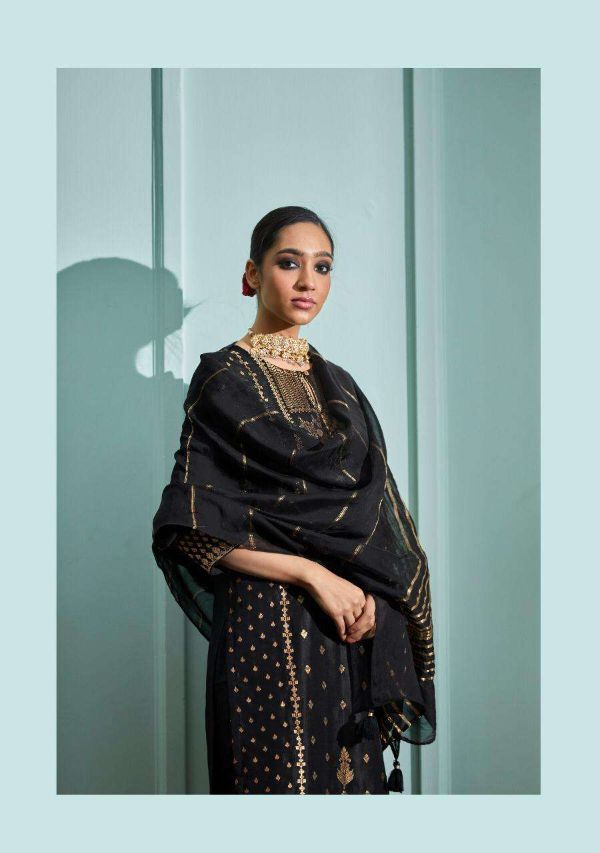 Four Buttons Presents Royalty Dola Silk Readymade Suits Collection Wholesale Rate In Surat