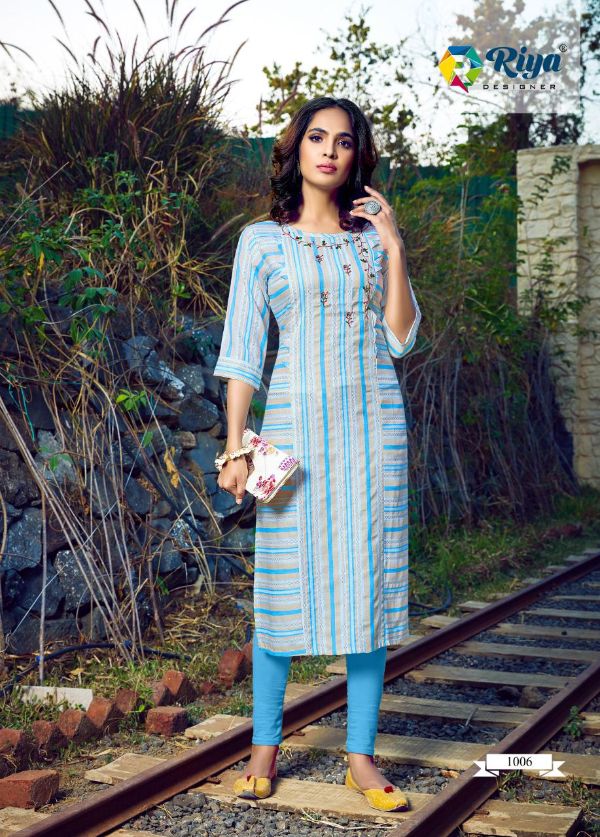 Riya Designer Presents Aroma Designer Kurti Wholesale Rate In Surat