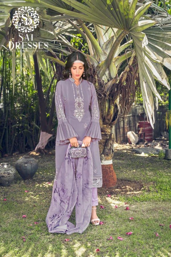 Laiba Fashion Presnets Pakistani Kurti Collection Wholesale Rate In Surat