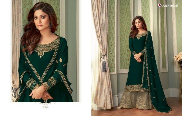 Aashirwad Presnets  Superb Georgette Exclusive Fancy Salwar Kameez Wholesale Rate In Surat