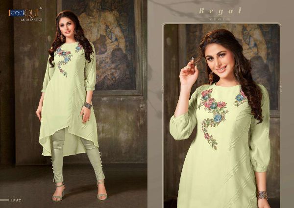Buy Hind Sadi Centre Chanderi Silk 3/4 Sleeves Kurta with Pearl & Mirror  Work Paired with Silk Cigarette Pants & Off White Dupatta with Overall  Sequin and Embroidery (Pista Green, x_l) at