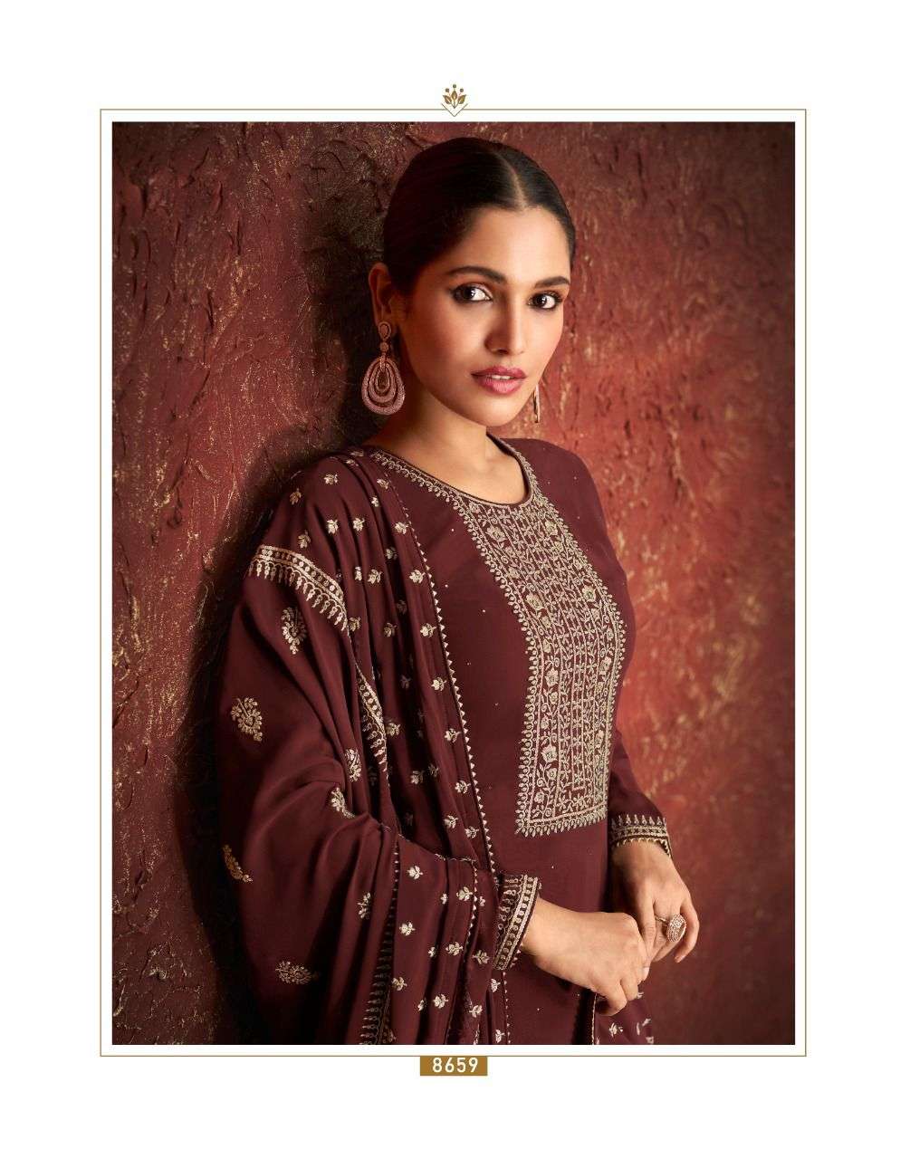 ASHIRWAD CREATION PRESENTS NEW CATALOG PARINEETA WHOLESALE RATE IN SURAN SAI DRESSES