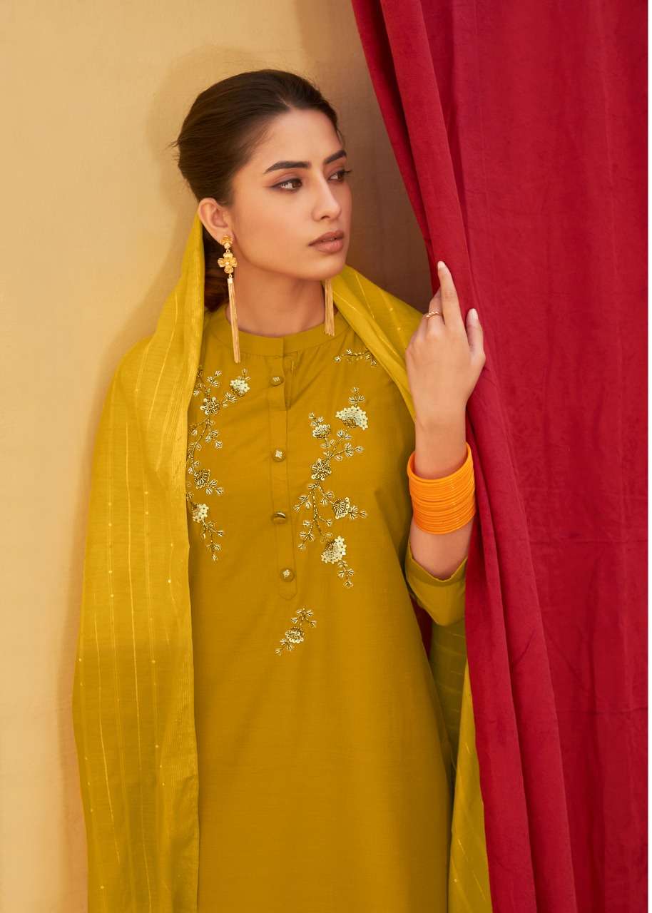 SADHANA FASHION PRESENTS LAKEST KURTI CATALOG DARK FANTASY WHOLESALE RATE IN SURAT