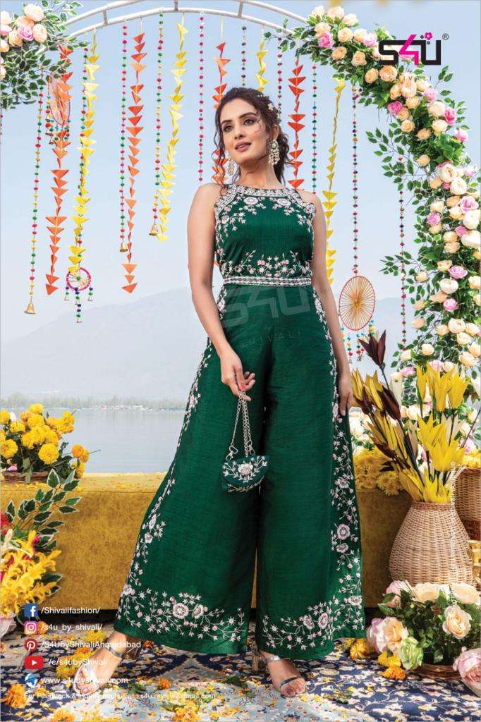 Wedding Gowns In Surat Gujarat At Best Price  Wedding Gowns  Manufacturers Suppliers In Surat