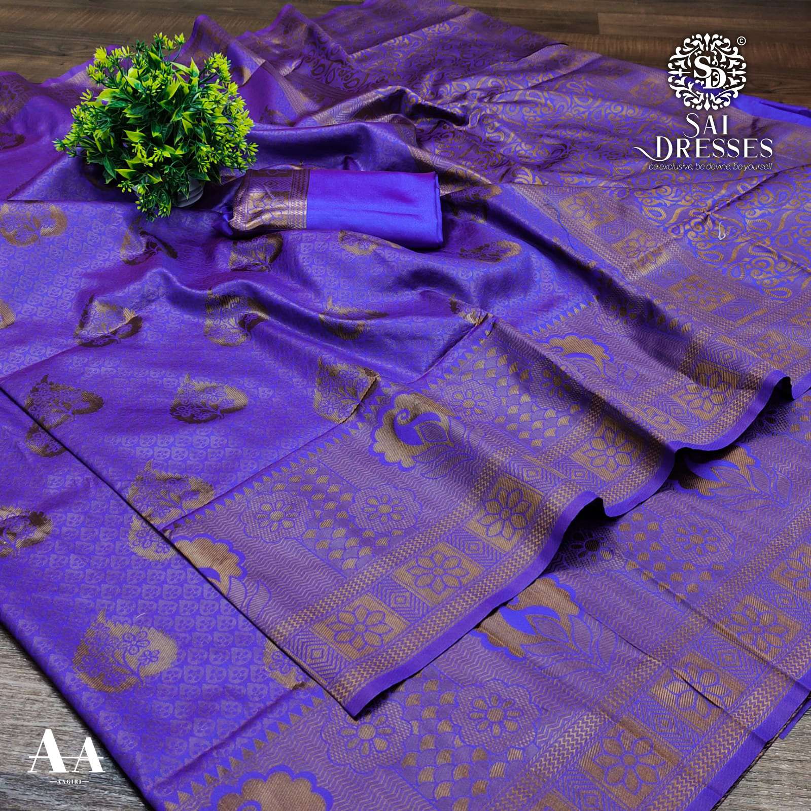 SAI DRESSES PRESENT LITCHI SILK BEAUTIFUL DESIGNER SAREE IN WHOLESALE RATE IN SURAT 