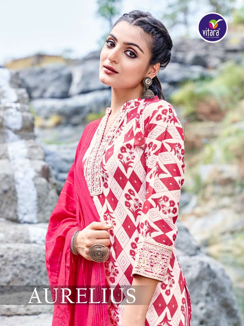 VITARA FASHION PRESENT AURELIUS READY TO WEAR CAPSUL PRINTED KURTI PANT WITH DUPATTA IN WHOLESALE PRICE IN SURAT - SAI DRESSES