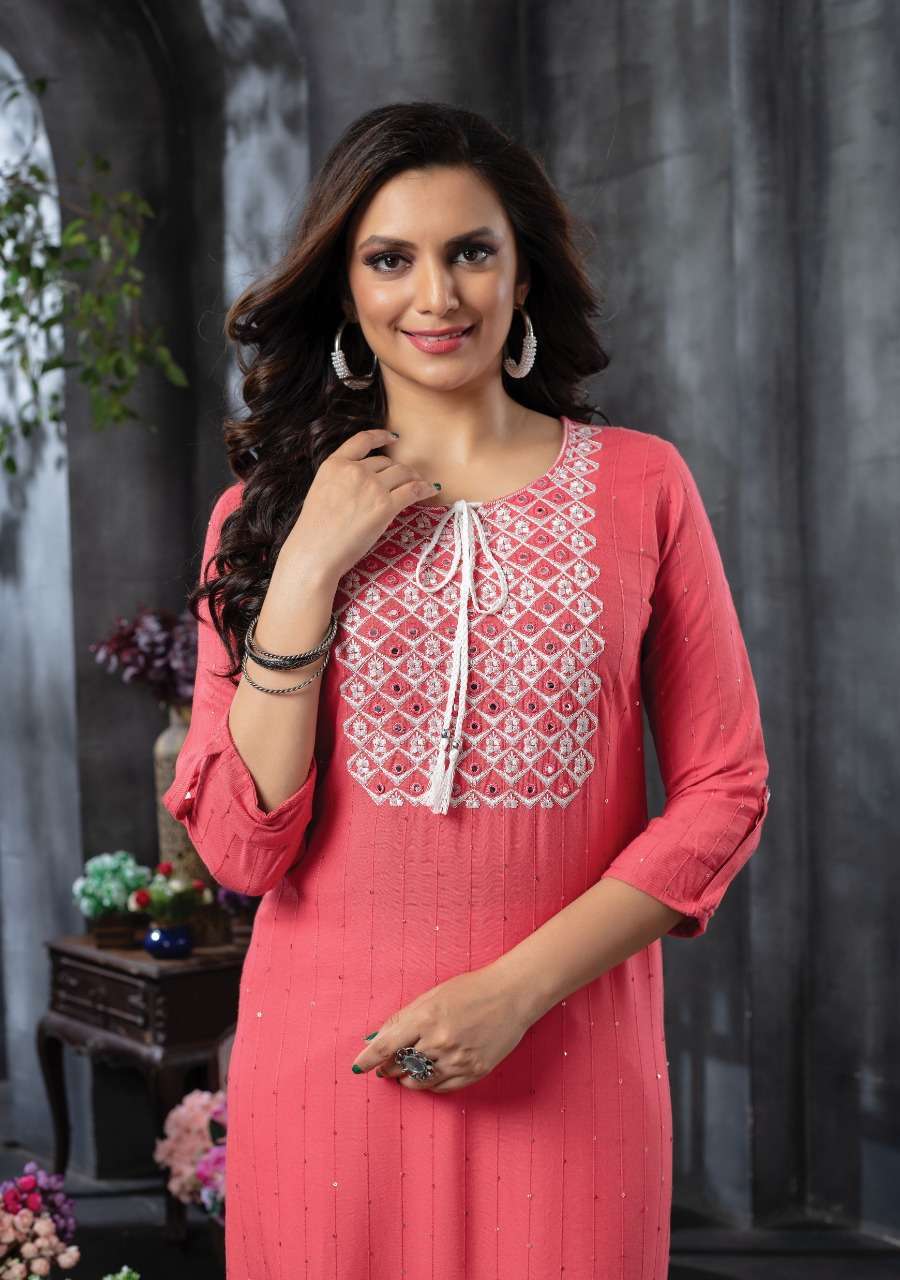 WANNA PRESENT RESHHAM DAILY WEAR DESIGNER KURTI WITH PANT IN WHOLESALE PRICE IN SURAT - SAI DRESSES