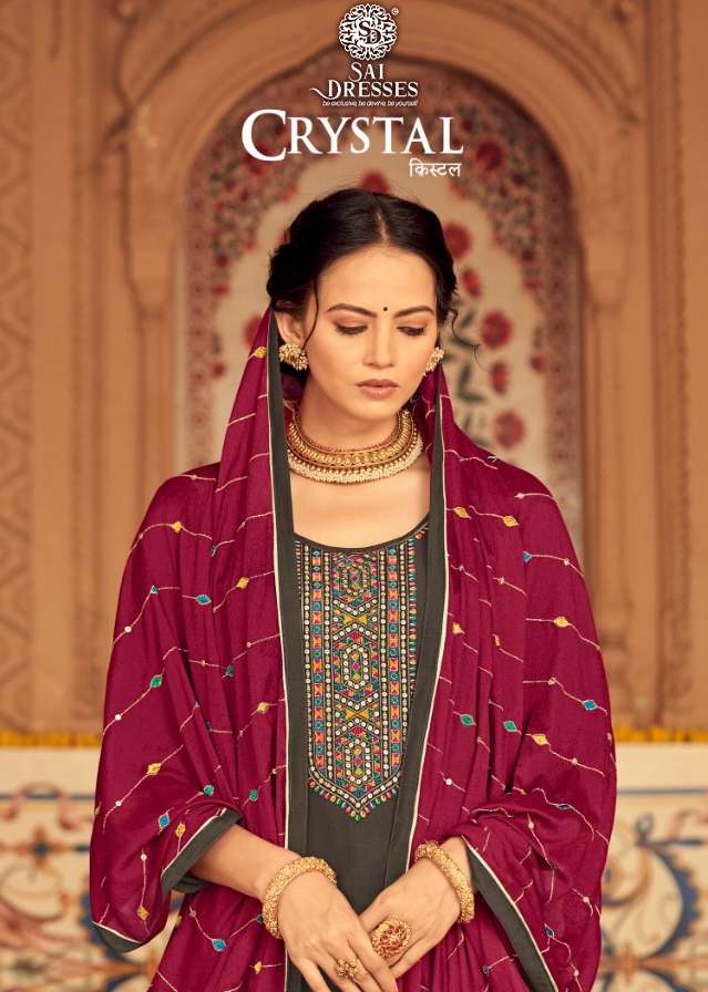 SAI DRESSES PRESENT CRYSTAL HEAVY PARAMPARA SILK DESIGNER SUITS IN WHOLESALE RATE IN SURAT 