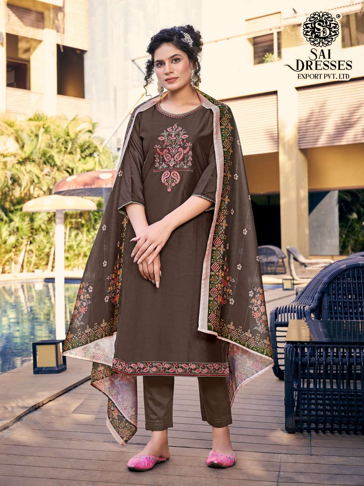 SAI DRESSES PRESENT ROYAL FORD READY TO WEAR PANT STYLE DESIGNER SUITS IN WHOLESALE RATE IN SURAT