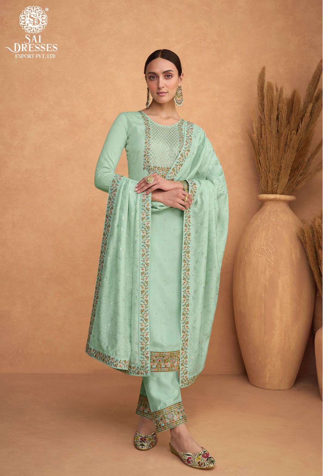 SAI DRESSES PRESENT RESHAM TRADITIONAL WEAR SILK WITH DESIGNER WORK SALWAR SUITS IN WHOLESALE RATE IN SURAT