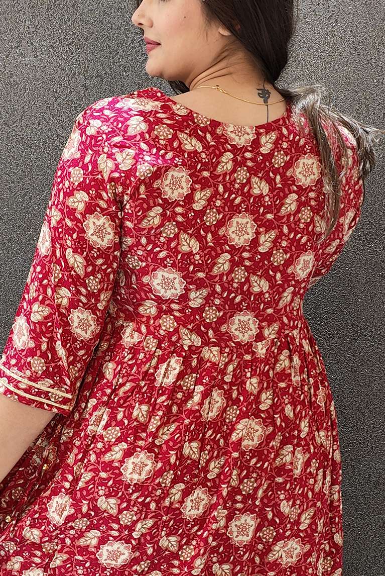 SAI DRESSES PRESENT D.NO 744 READY TO WEAR FANCY LONG DESIGNER KURTI COMBO COLLECTION IN WHOLESALE RATE IN SURAT