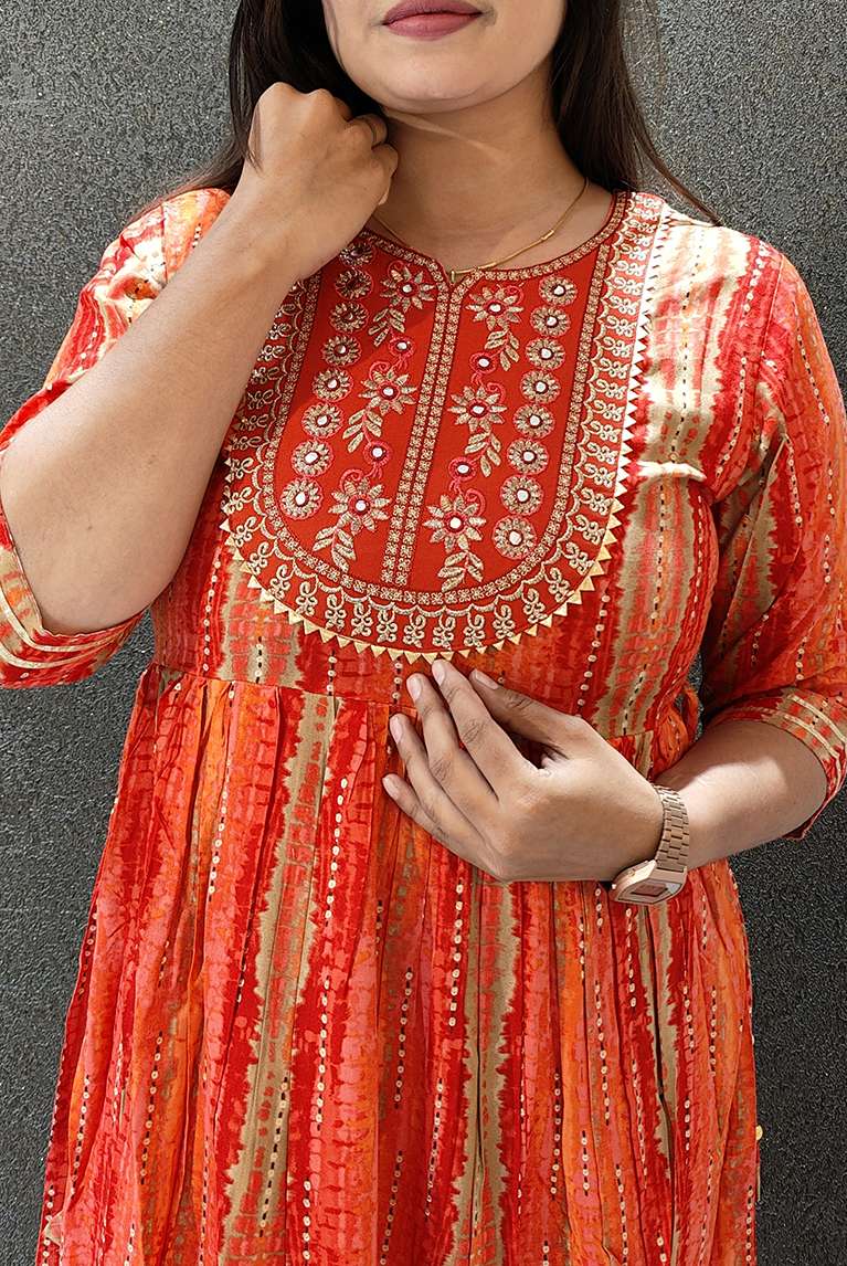 SAI DRESSES PRESENT D.NO 752 READY TO WEAR FANCY LONG DESIGNER KURTI COMBO COLLECTION IN WHOLESALE RATE IN SURAT