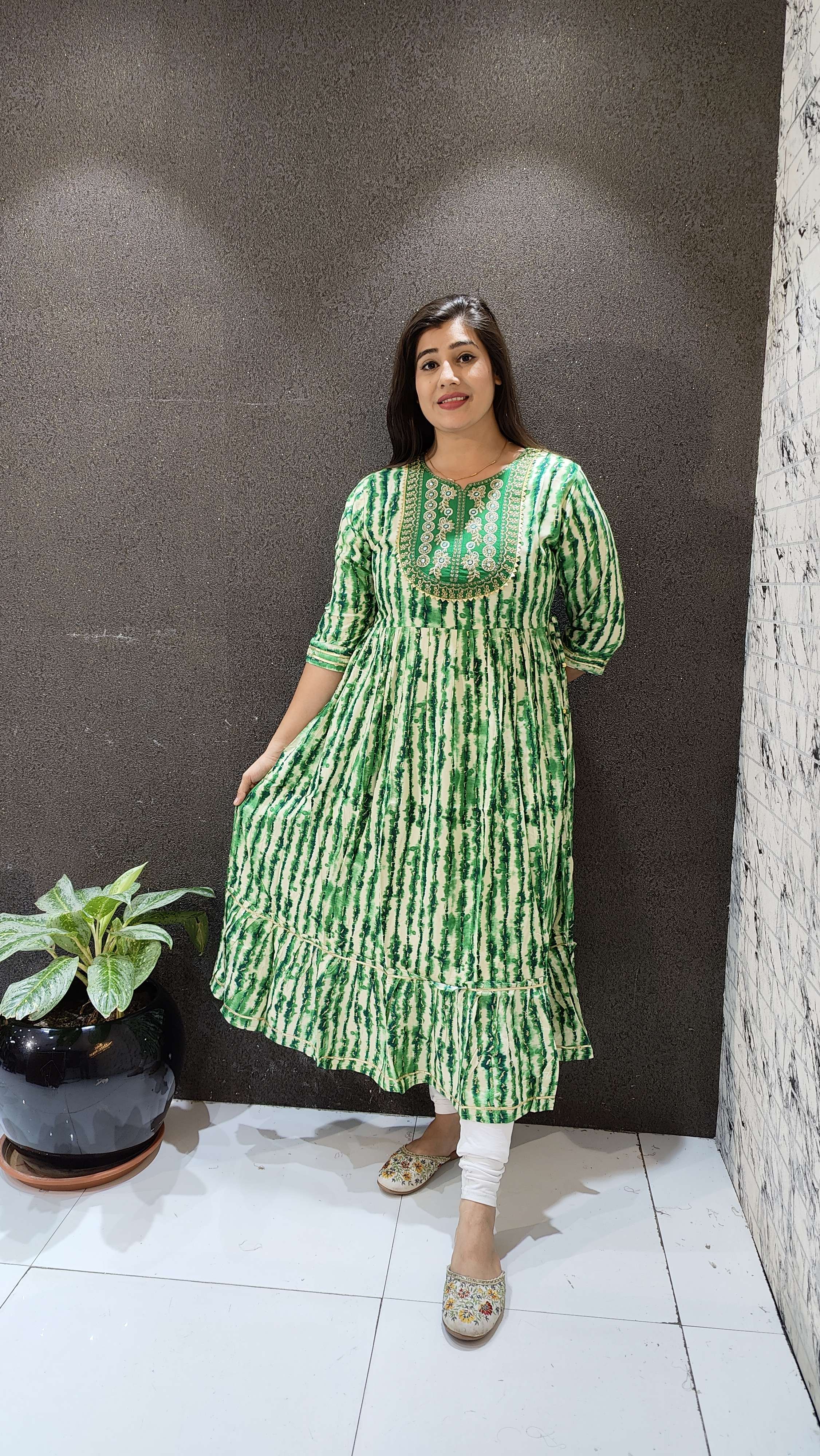 SAI DRESSES PRESENT D.NO 757 READY TO WEAR FANCY LONG DESIGNER KURTI COMBO COLLECTION IN WHOLESALE RATE IN SURAT