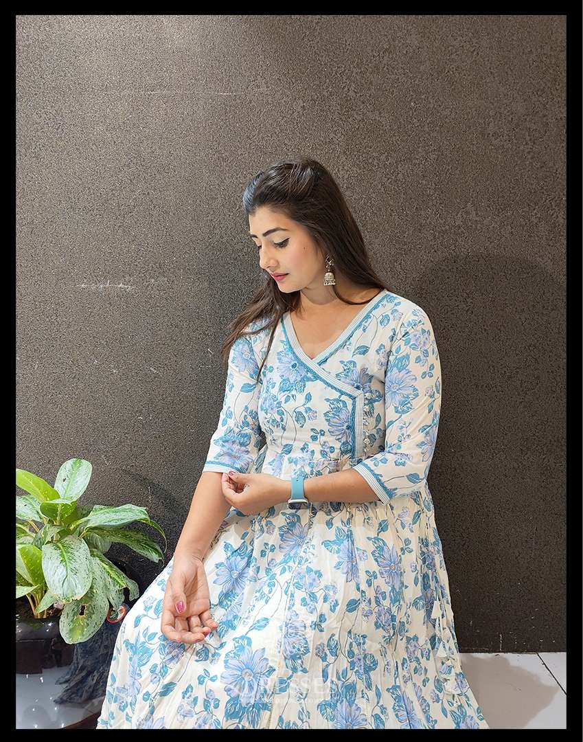 SAI DRESSES PRESENT D.NO 472 READY TO FESTIVE WEAR LONG GOWN STYLE DESIGNER KURTI COMBO COLLECTION IN WHOLESALE RATE IN SURAT