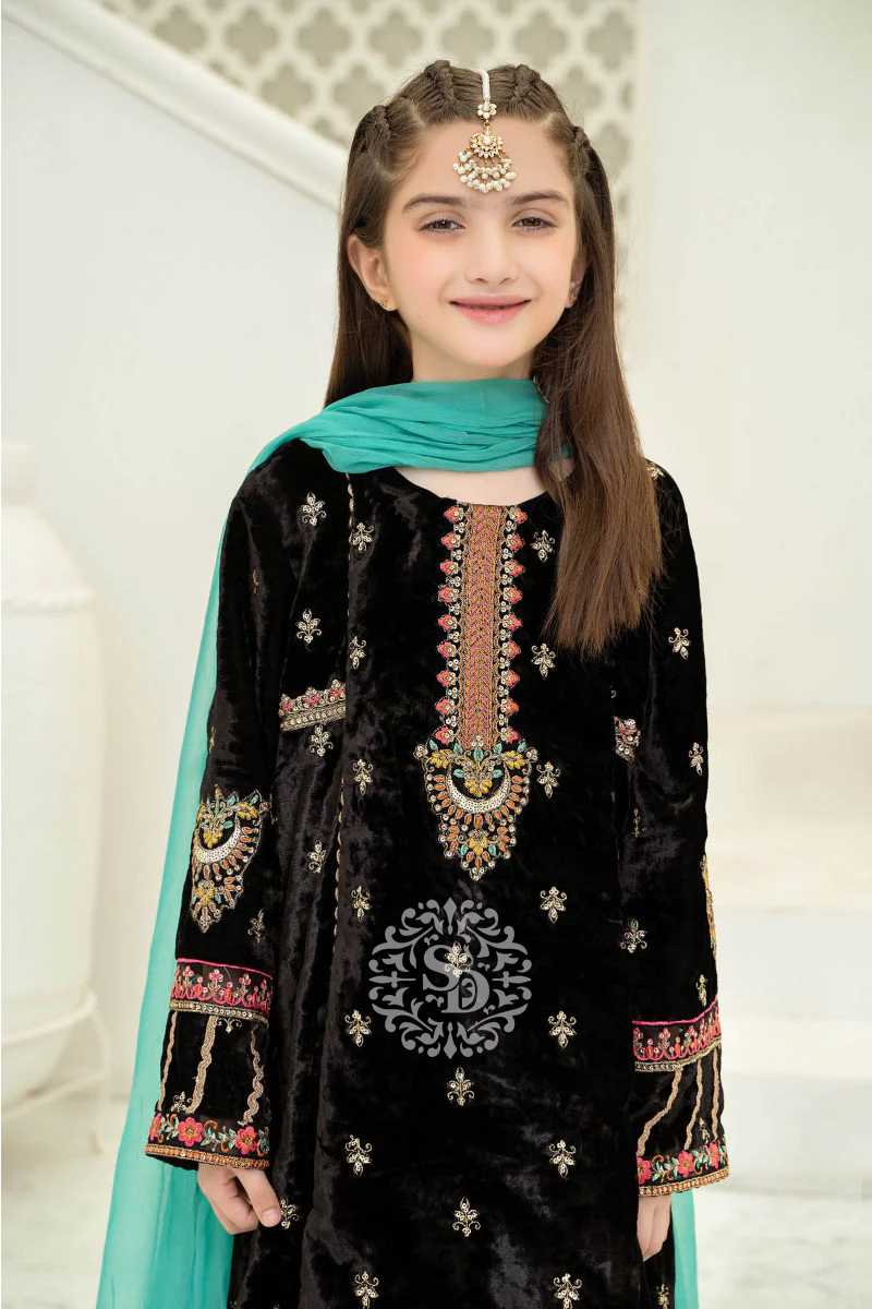 Pakistani Velvet Salwar Kameez, Readymade Winter Wear Zari Embroidered  Straight 3 Pcs Kurta Set, Ethnic Outfit for Women USA Gift for Ger - Etsy
