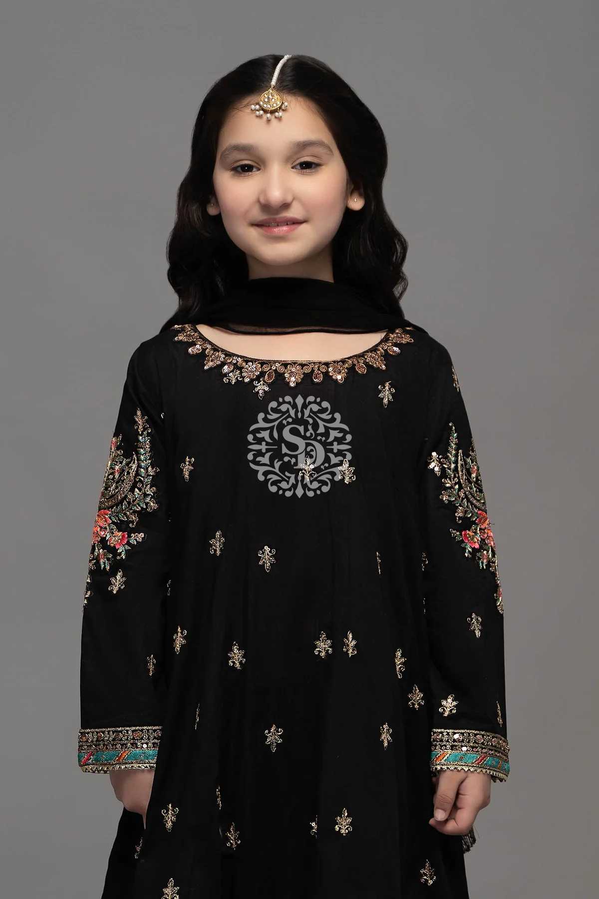 SAI DRESSES PRESENT D.NO 25 READY TO EXCLUSIVE TRENDY WEAR DESIGNER PAKISTANI KIDS COMBO SUITS IN WHOLESALE RATE IN SURAT