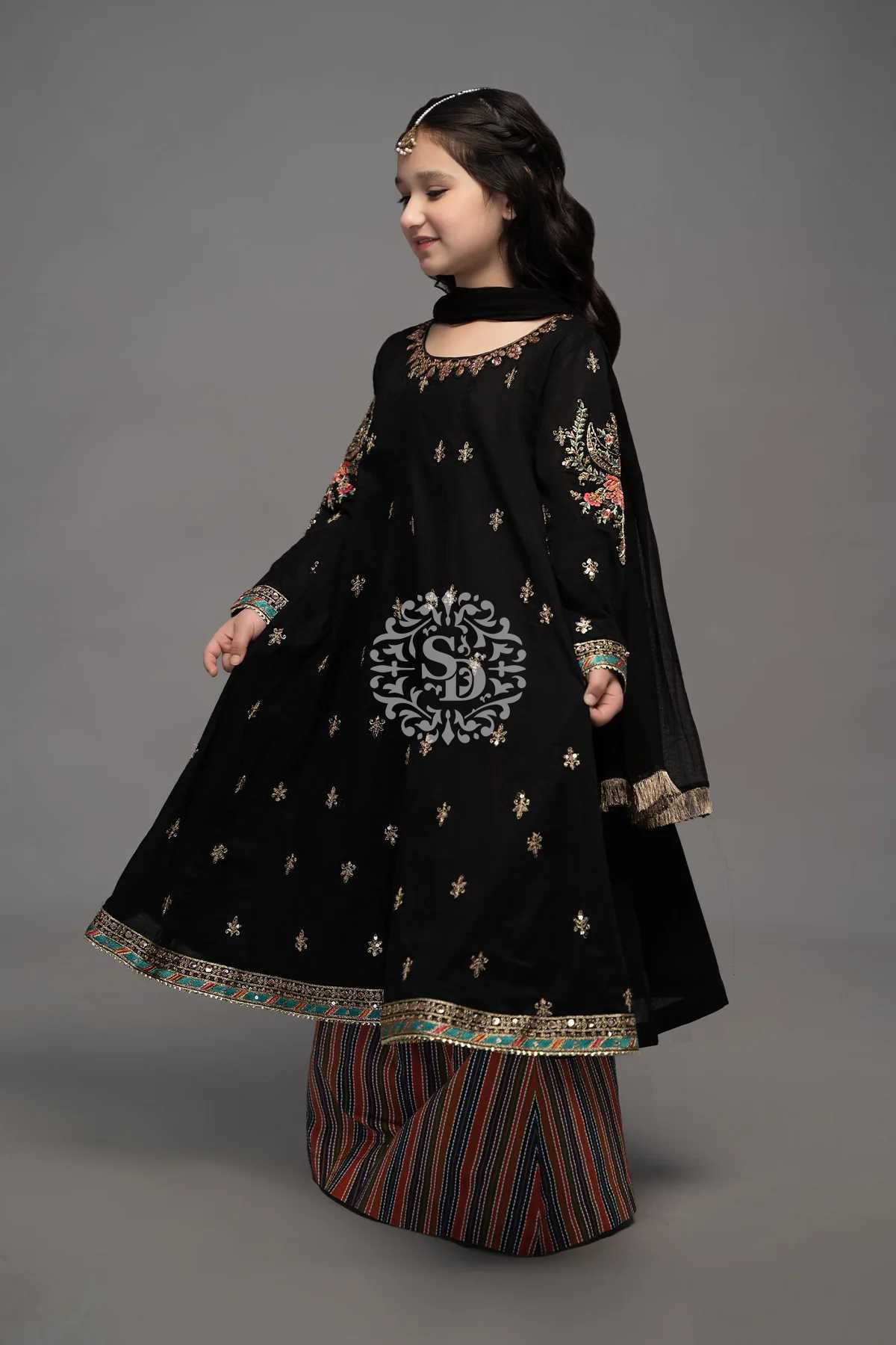 SAI DRESSES PRESENT D.NO 25 READY TO EXCLUSIVE TRENDY WEAR DESIGNER PAKISTANI KIDS COMBO SUITS IN WHOLESALE RATE IN SURAT