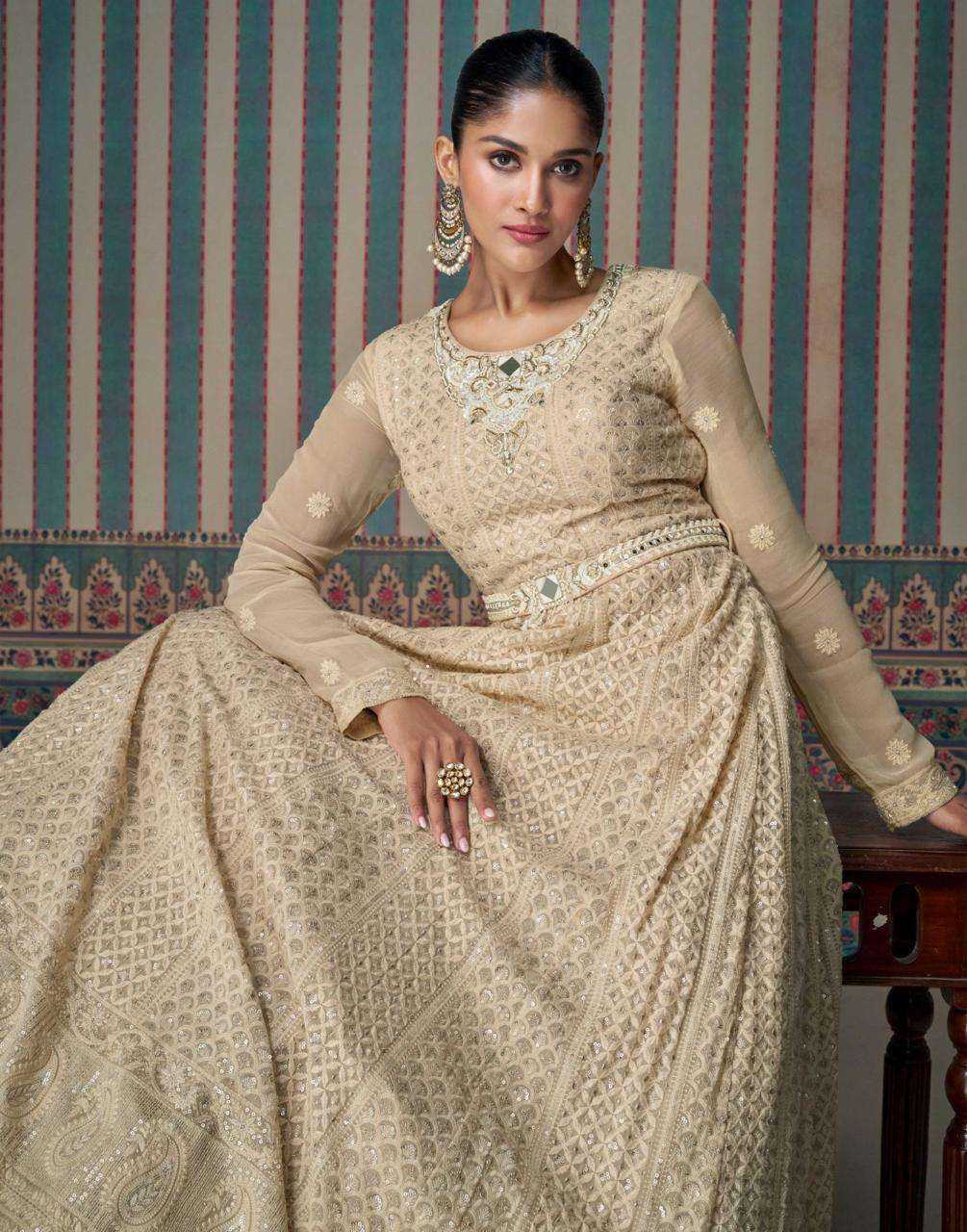 SAYURI DESIGNER PRESENT ZARINA READY TO WEDDING WEAR DESIGNER SUIT IN WHOLESALE RATE IN SURAT - SAI DRESSES