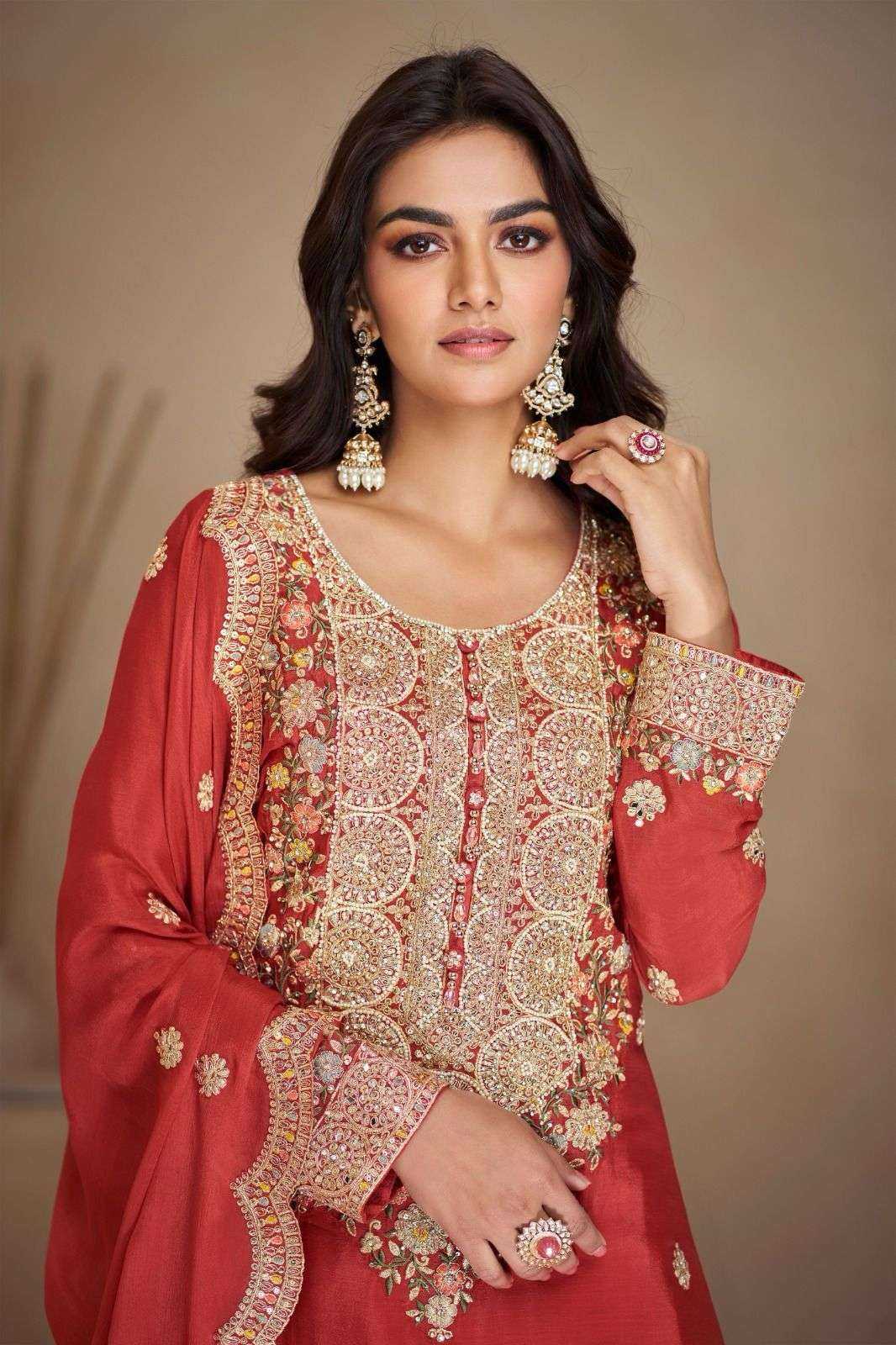 GULKAYRA DESIGNER PRESENT VAANI VOL-3 READY TO FESTIVE WEAR DESIGNER SUIT IN WHOLESALE RATE IN SURAT - SAI DRESSES