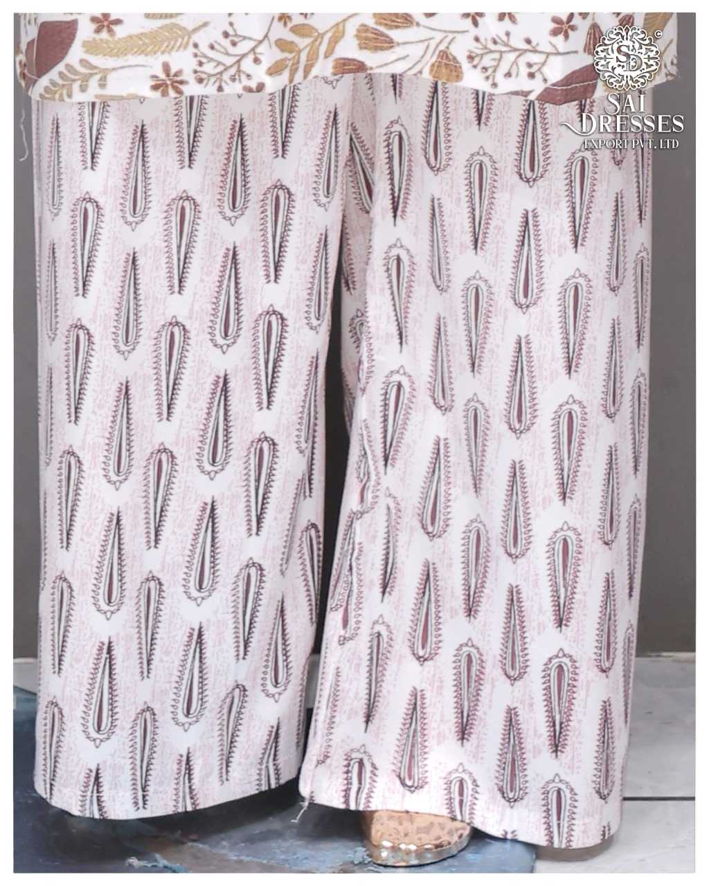 WOMEN PURE COTTON KURTI PENT SET TO FESTIVE COLAR  WEAR STRAIGHT CUT CORD SET  STYLE DESIGNER 2 PIECE COMBO SUITS IN WHOLESALE RATE  IN SURAT 