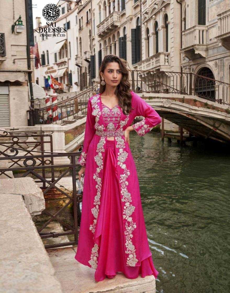 STEP INTO FUSION GLAMOUR WITH “MELODI” – A LUXURIOUS COLLECTION THAT PERFECTLY BLENDS MODERN CHARM AND ETHNIC GRACE.