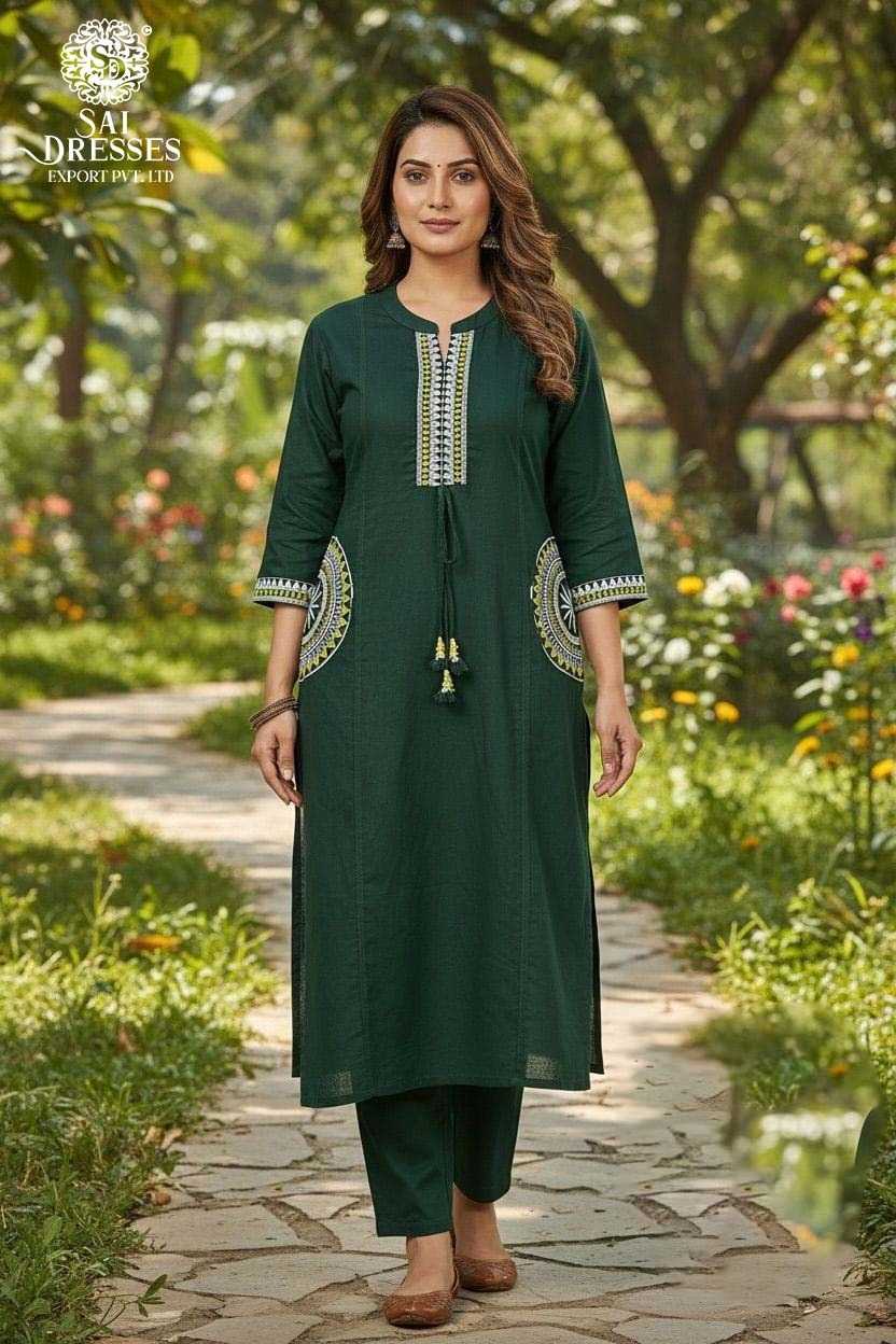 PREMIUM DARK GREEN DABHU COTTON KURTI PANT SET WITH TRADITIONAL HAND EMBROIDERY WORK