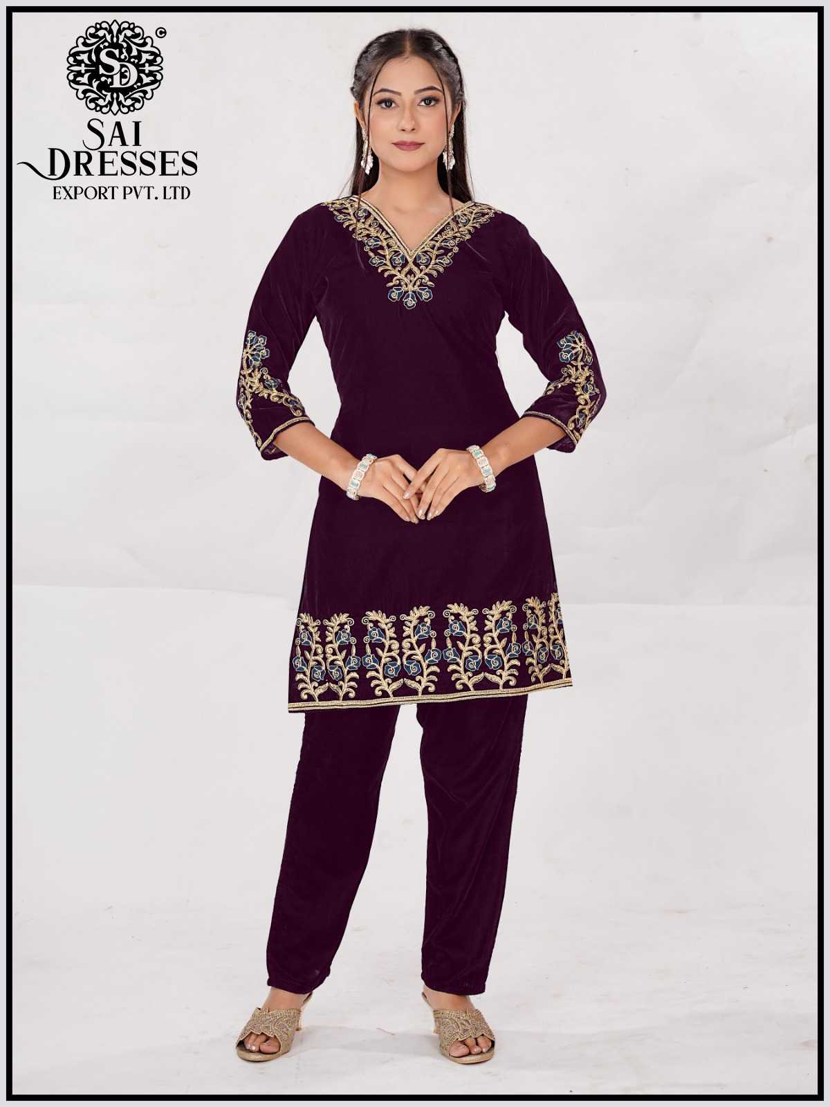 WINE SOFT LIGHTWEIGHT VELVET SUIT SET WITH ELEGANT V-NECK EMBROIDERY, MINIMAL SLEEVE HANDWORK AND NEAT FLORAL BORDER – FAST SELLING DAILY TO SEMI-FESTIVE LADIES WEAR COLLECTION