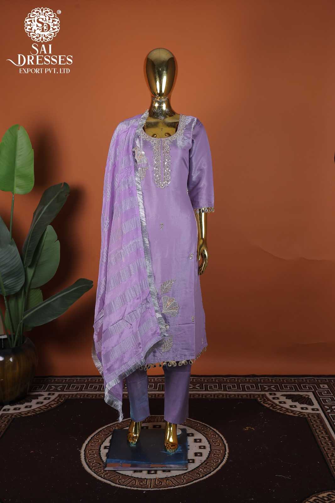 GLASS ROMAN HEAVY HANDWORK EMBROIDERED SALWAR SUIT SET IN LAVENDER