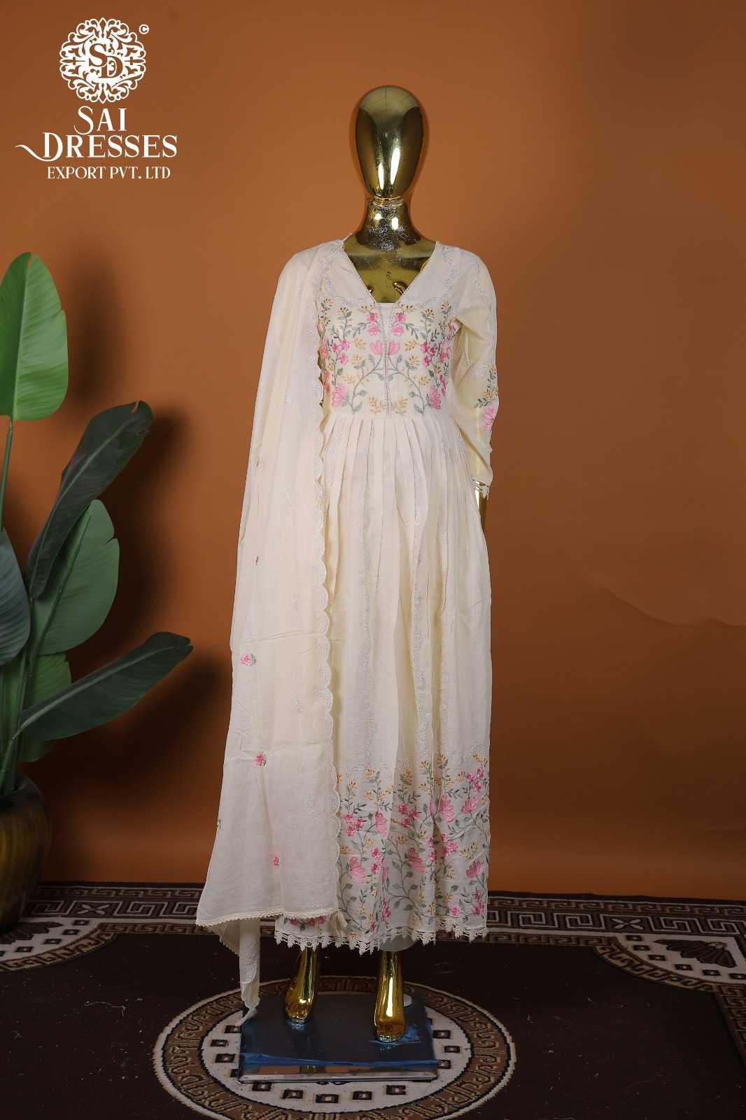 SOFT WHITE MAL COTTON KURTA SET WITH HEAVY HAND EMBROIDERED WORK