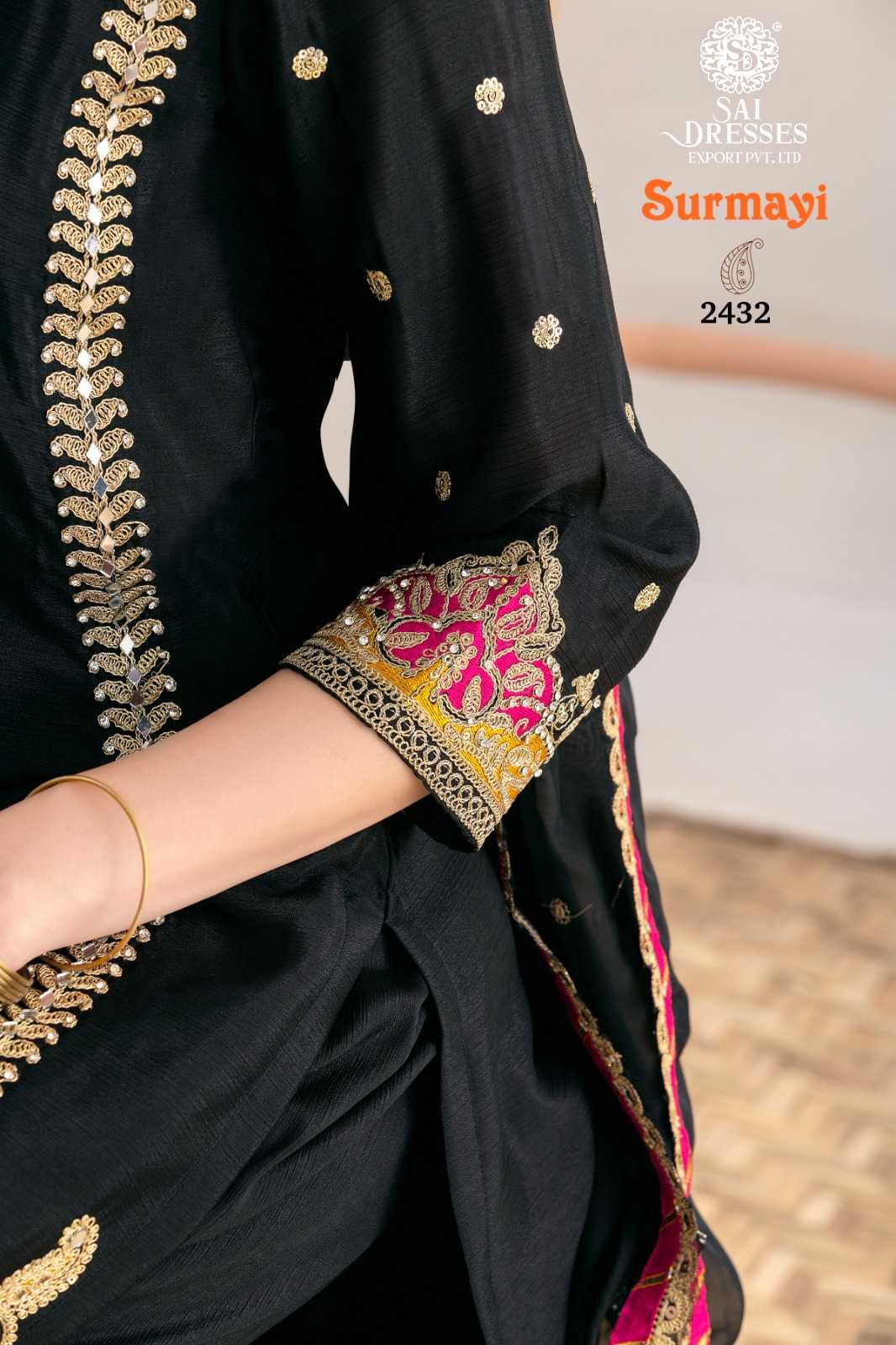 SURMAYI SIGNATURE DABKA DORI & MIRROR WORK DESIGNER SUIT SET IN 2 COLOUR 