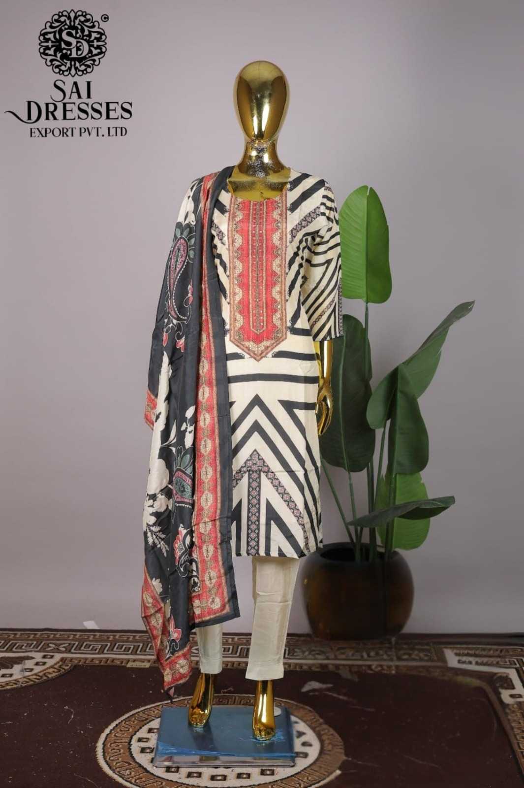 DESIGNER BLACK  PURE MASLIN FABRIC SUIT SET WITH INTRICATE HAND WORK AND STATEMENT DUPATTA