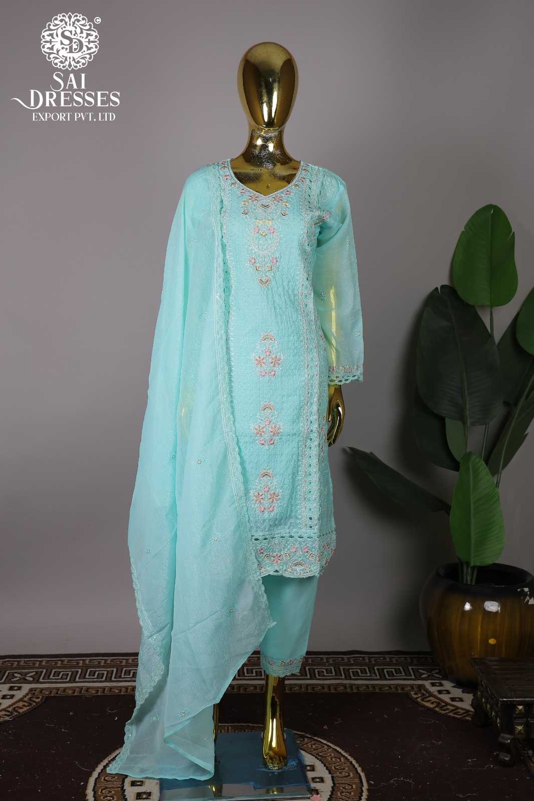 CRUNCHY FABRIC HEAVY EMBROIDERY WORK DESIGNER KURTI PANT DUPATTA SET IN AQUA BLUE