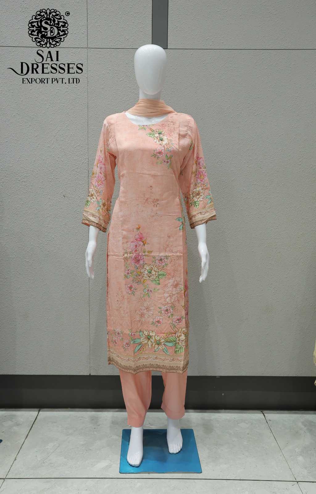 PURE RASSIAN HAND WORK DESIGNER SUIT SET IN SOFT PEACH WITH ELEGANT FLORAL PRINT