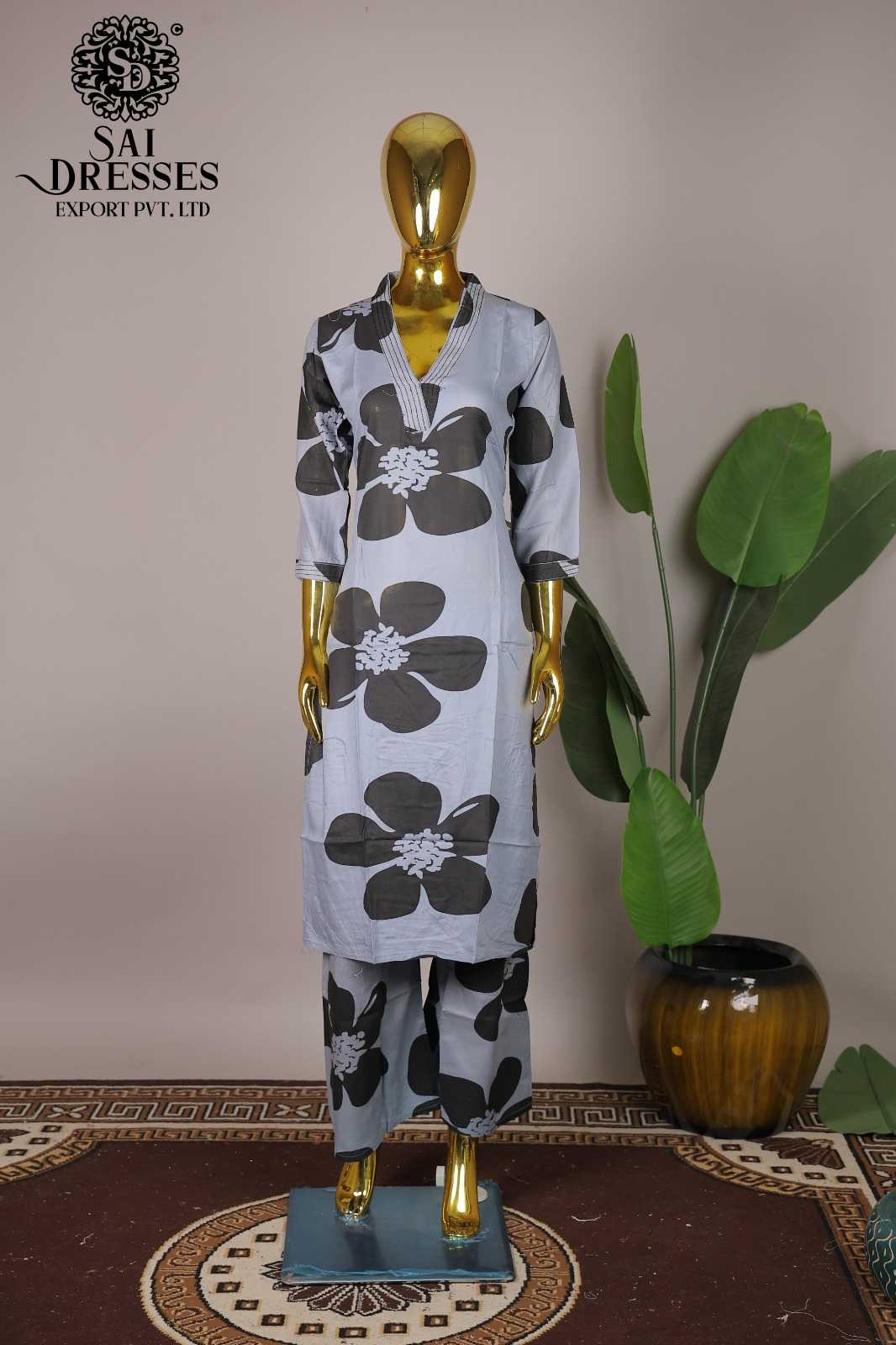 WOMEN'S REYON DIGITAL PRINT V-NECK KURTI WITH PANT SET IN LIGHT GREY