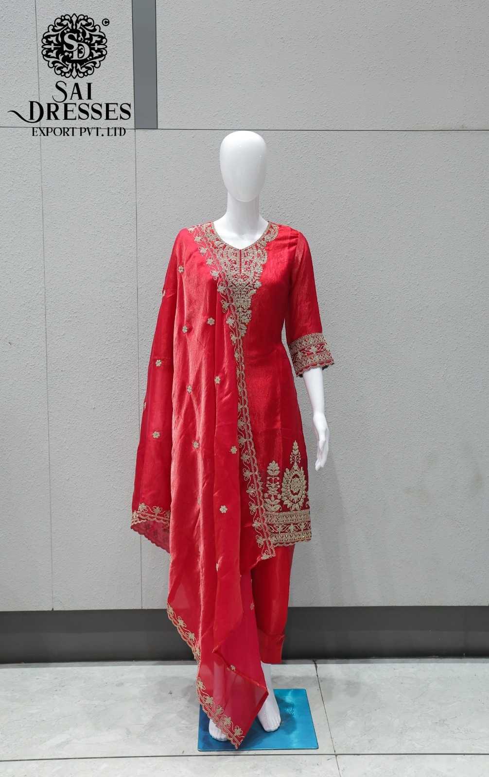 RED PRINTED SUIT WITH HEAVY EMBROIDERY WORK AND MATCHING DUPATTA PANT SET