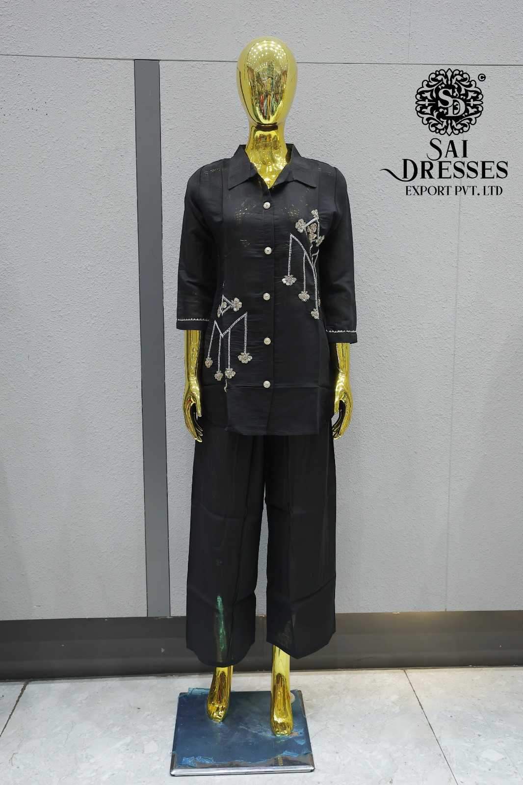 BLACK DESIGNER CO-ORD SET WITH BUTTON STYLE AND HANDWORK