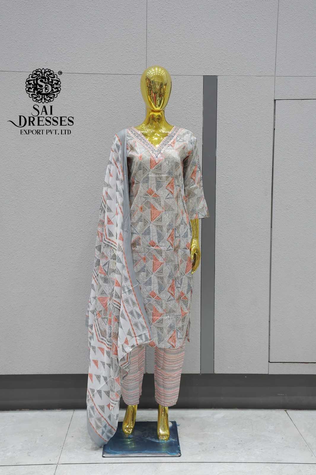 GREY PEACH PRINTED SUIT WITH MATCHING DUPATTA AND PANT SET