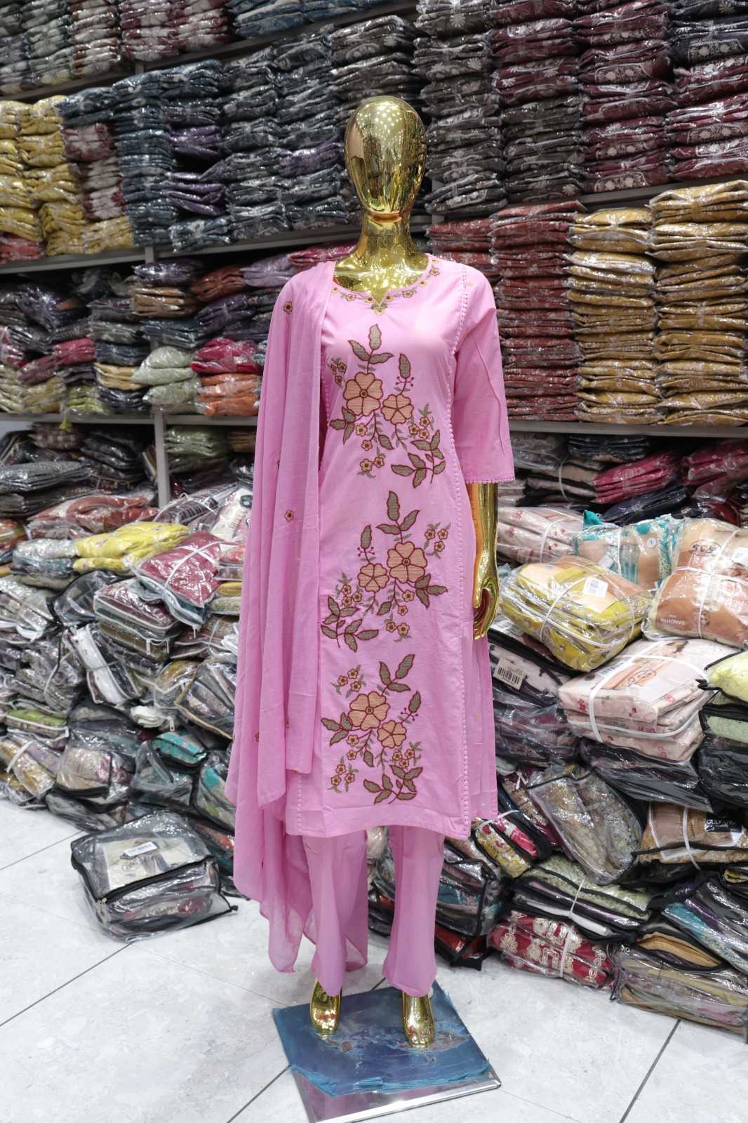 COTTON HEAVY EMBROIDERY WORK 3 PIECE ETHNIC SET