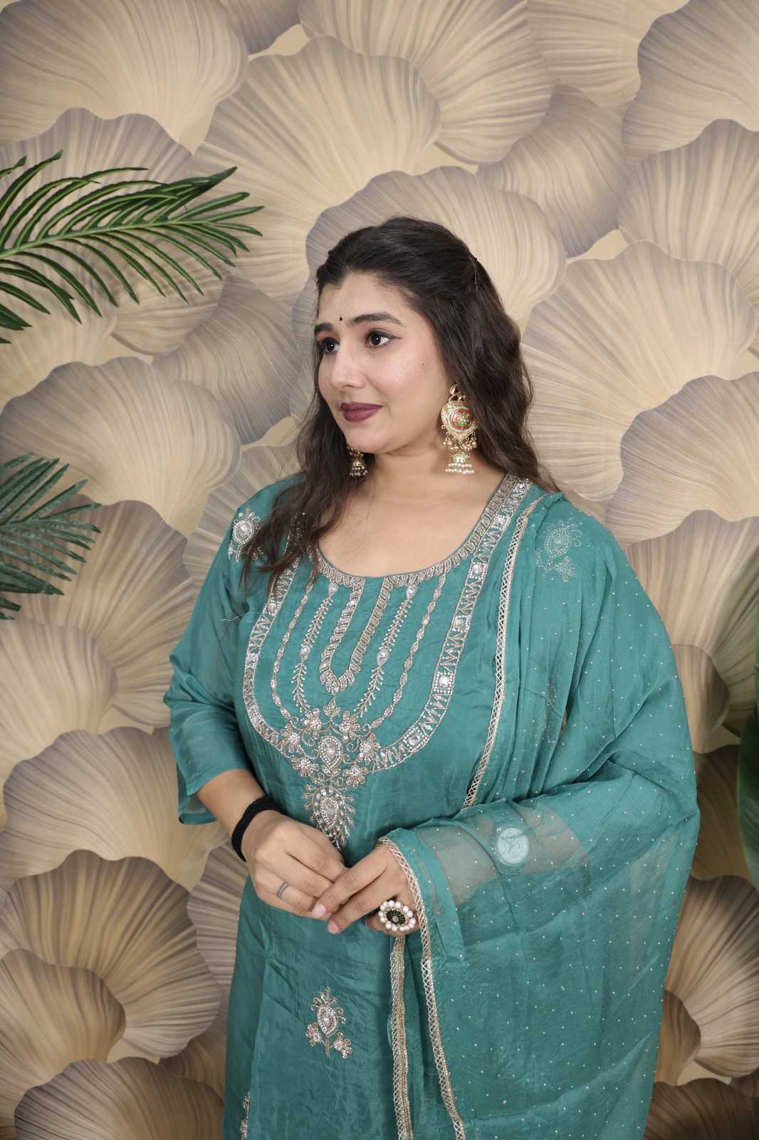 GLASS ORGANZA HEAVY SEQUIN & DIAMOND WORK ETHNIC SET