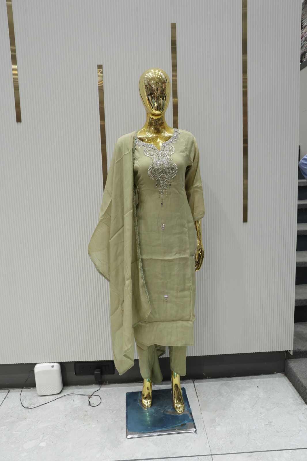MAL CHANDERI BITS & SEQUENCE WORK ETHNIC SET
